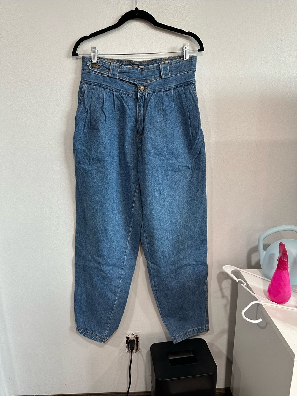 Vintage Express Jeans Size 32 High Waist Pleated Mom Jeans 100% Cotton